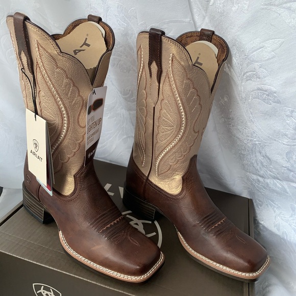 Ariat Shoes - Cow Girl Boots